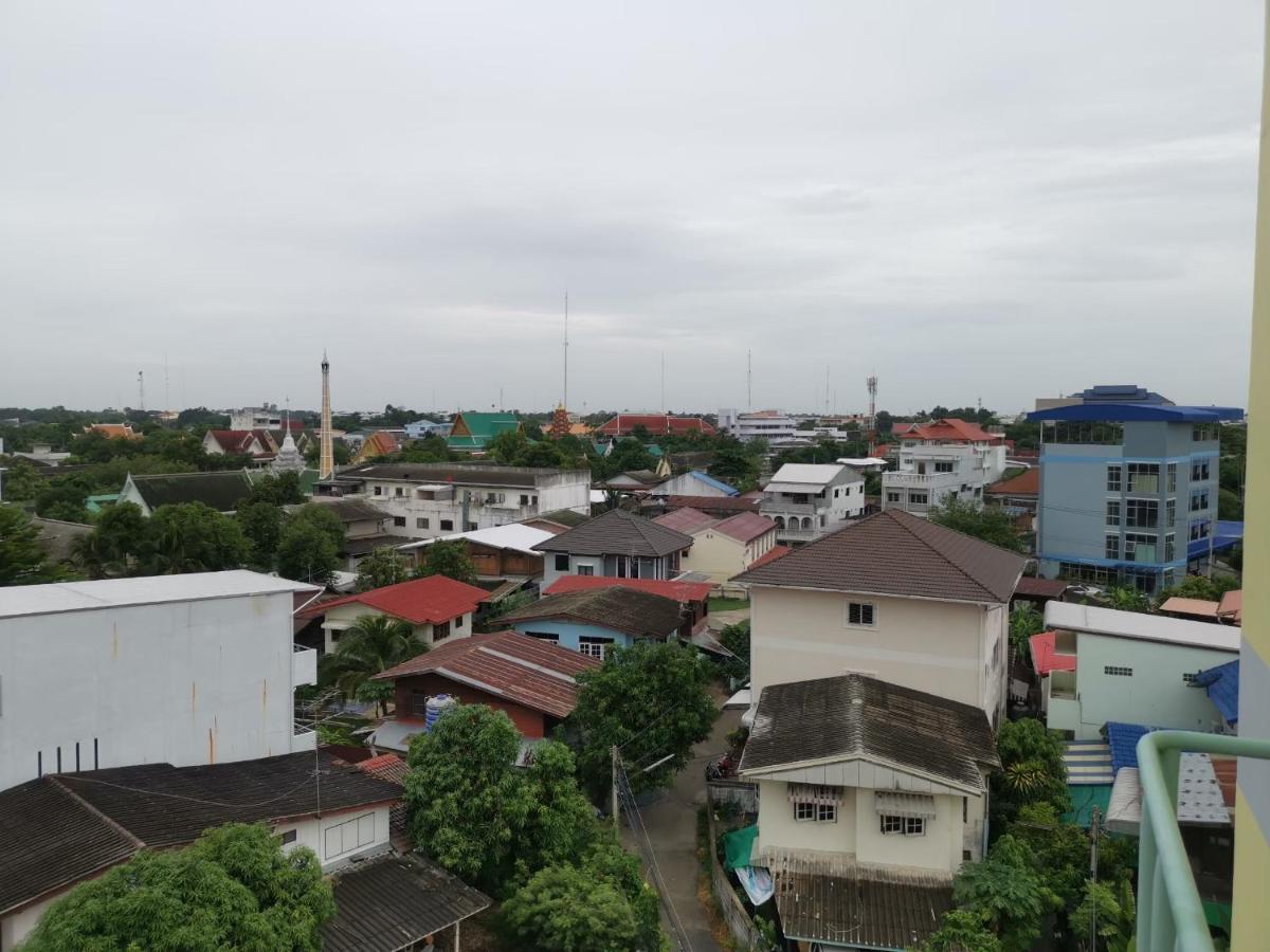 Metro Residence Surin Buitenkant foto
