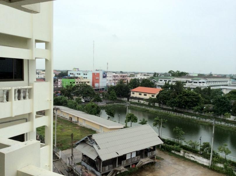 Metro Residence Surin Buitenkant foto